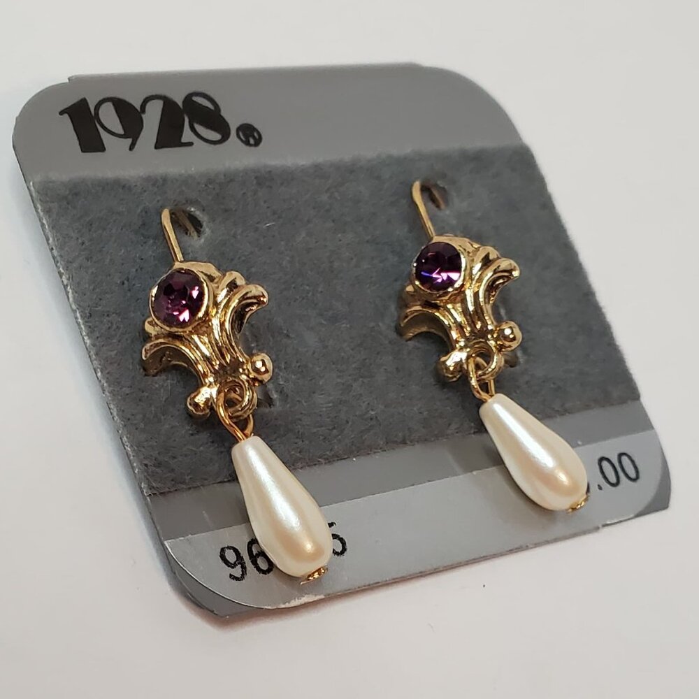 1928 Purple Stone Pearl Earrings